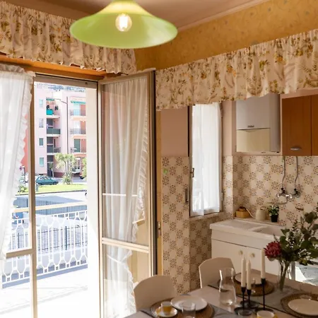 Downtown Convenience -free Parking Pietra Ligure
